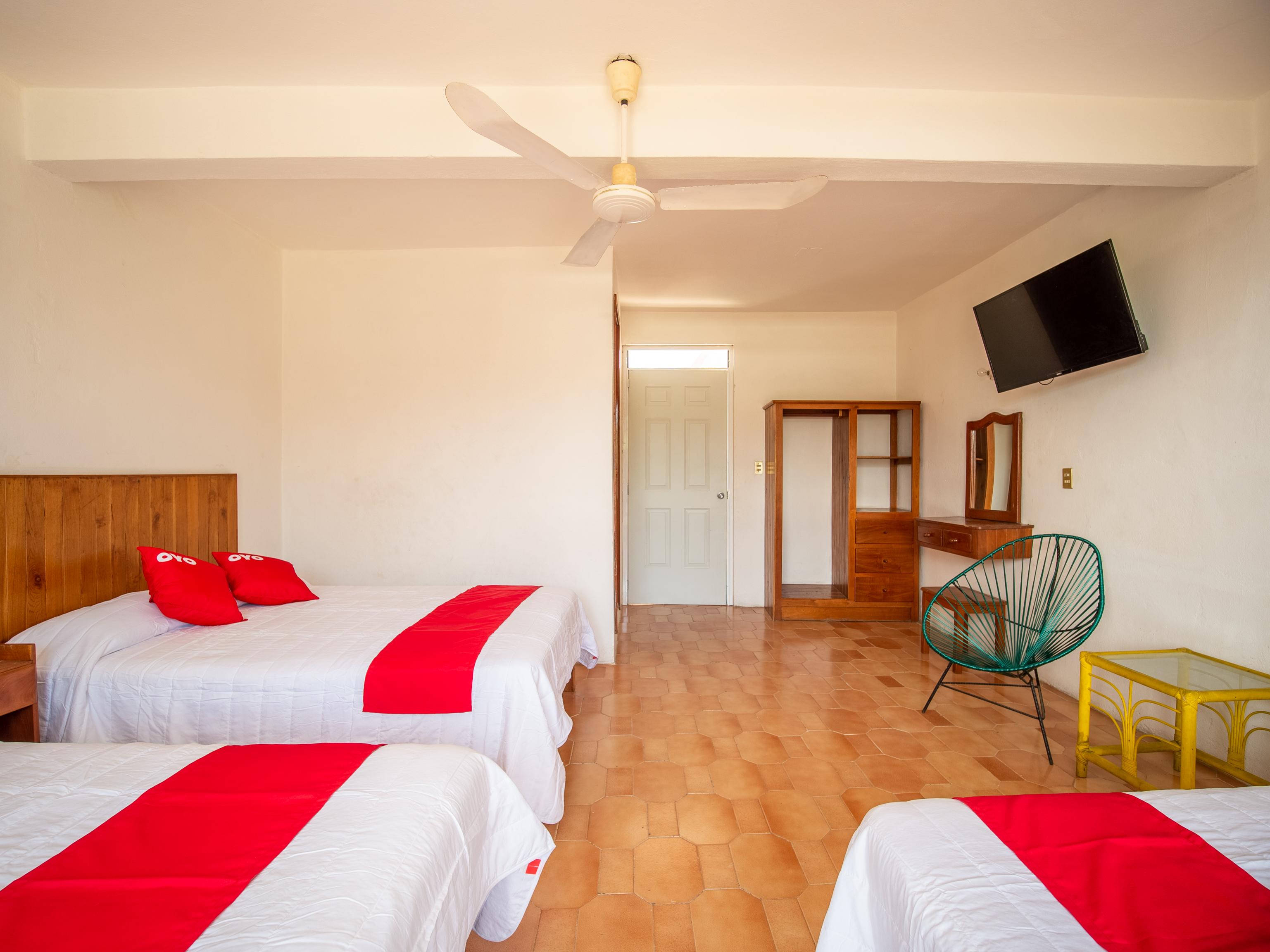 Oyo Hotel Arena Surf, Puerto Escondido Ngoại thất bức ảnh