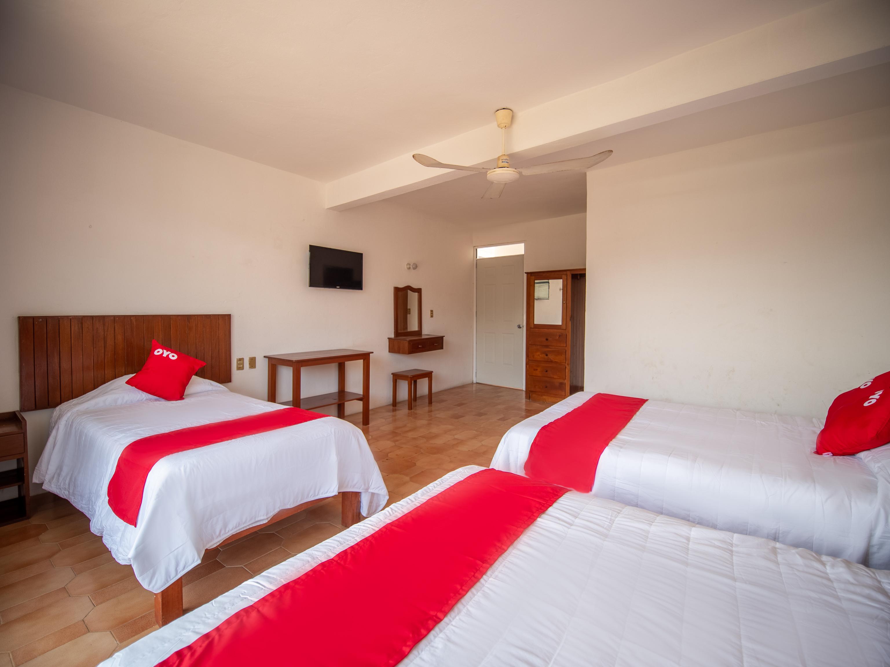 Oyo Hotel Arena Surf, Puerto Escondido Ngoại thất bức ảnh